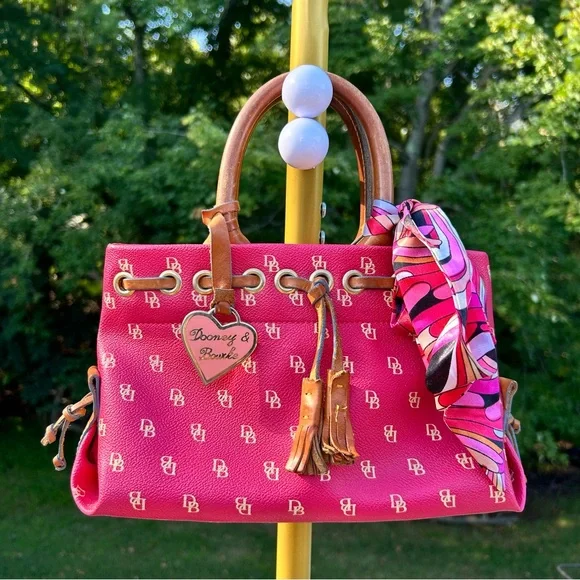 Dooney & Bourke | Bags | Vintage Dooney Bourke Pink Leather Dooney & Bourke | Bags | Vintage Dooney Bourke Pink Leather
